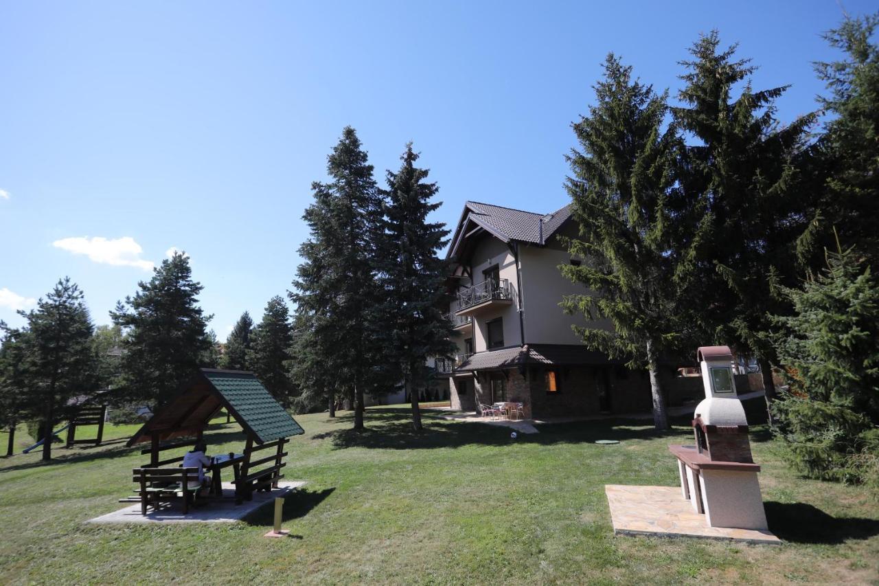 Mipet Apartmani Zlatibor Exterior foto