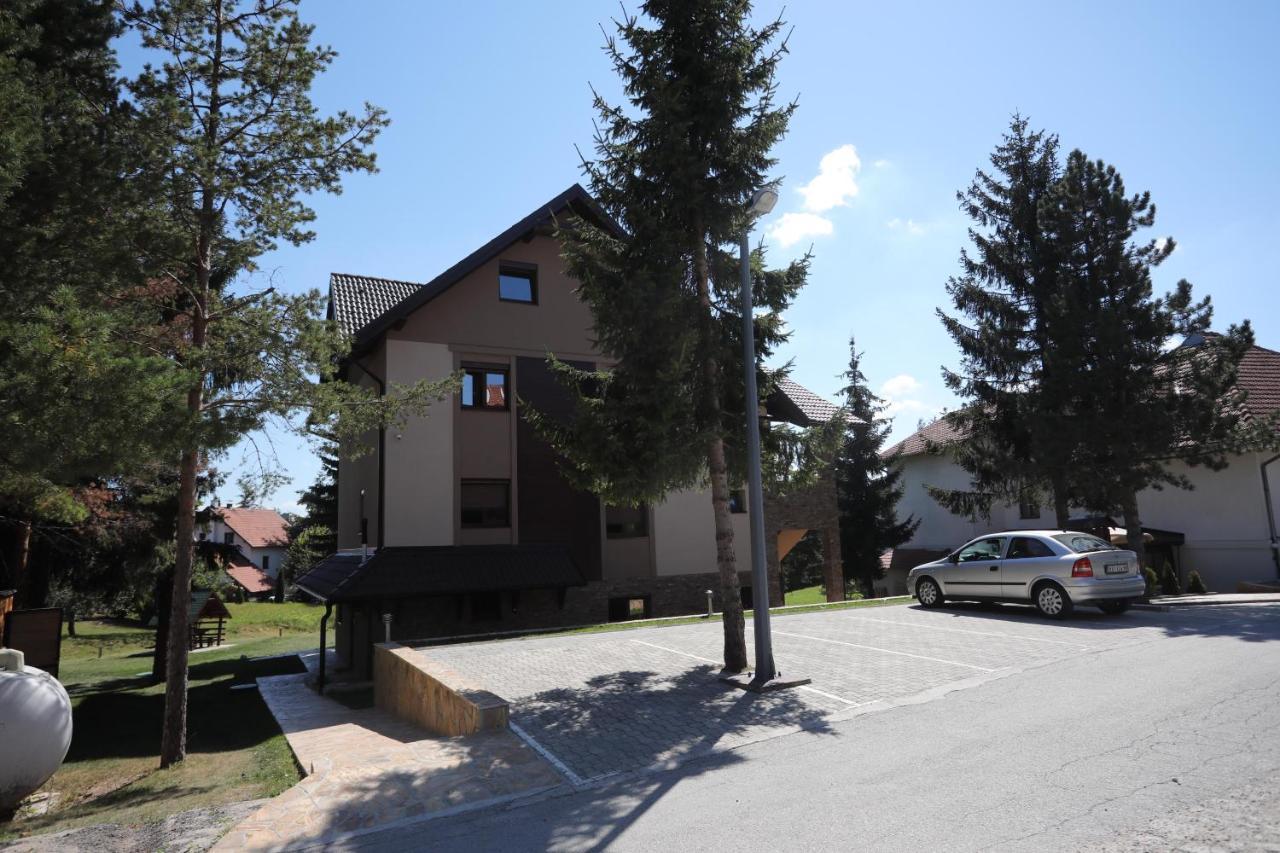 Mipet Apartmani Zlatibor Exterior foto