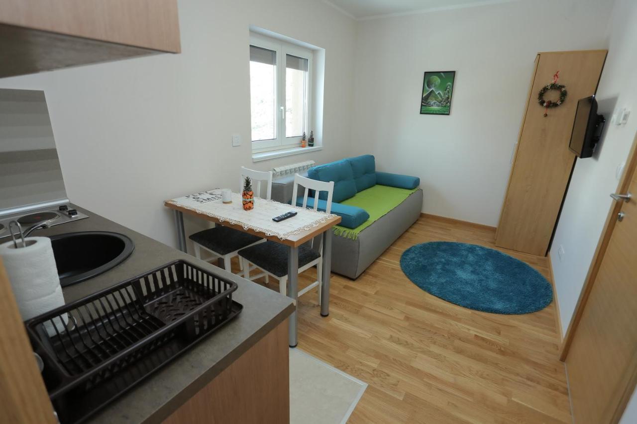 Mipet Apartmani Zlatibor Exterior foto